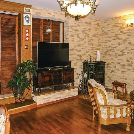 Five-bedroom Holiday In Casa vacanze *