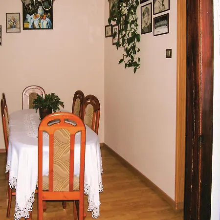 Five-bedroom Holiday In Casa vacanze